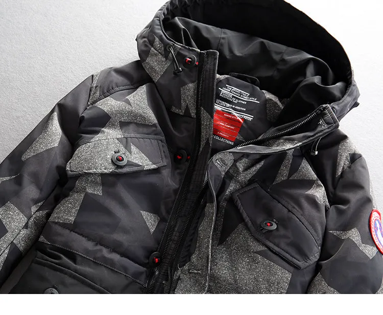 CAMOUFLAGE DESIGN BADGE JACKET IN CAMO WITH MA1 POCKET