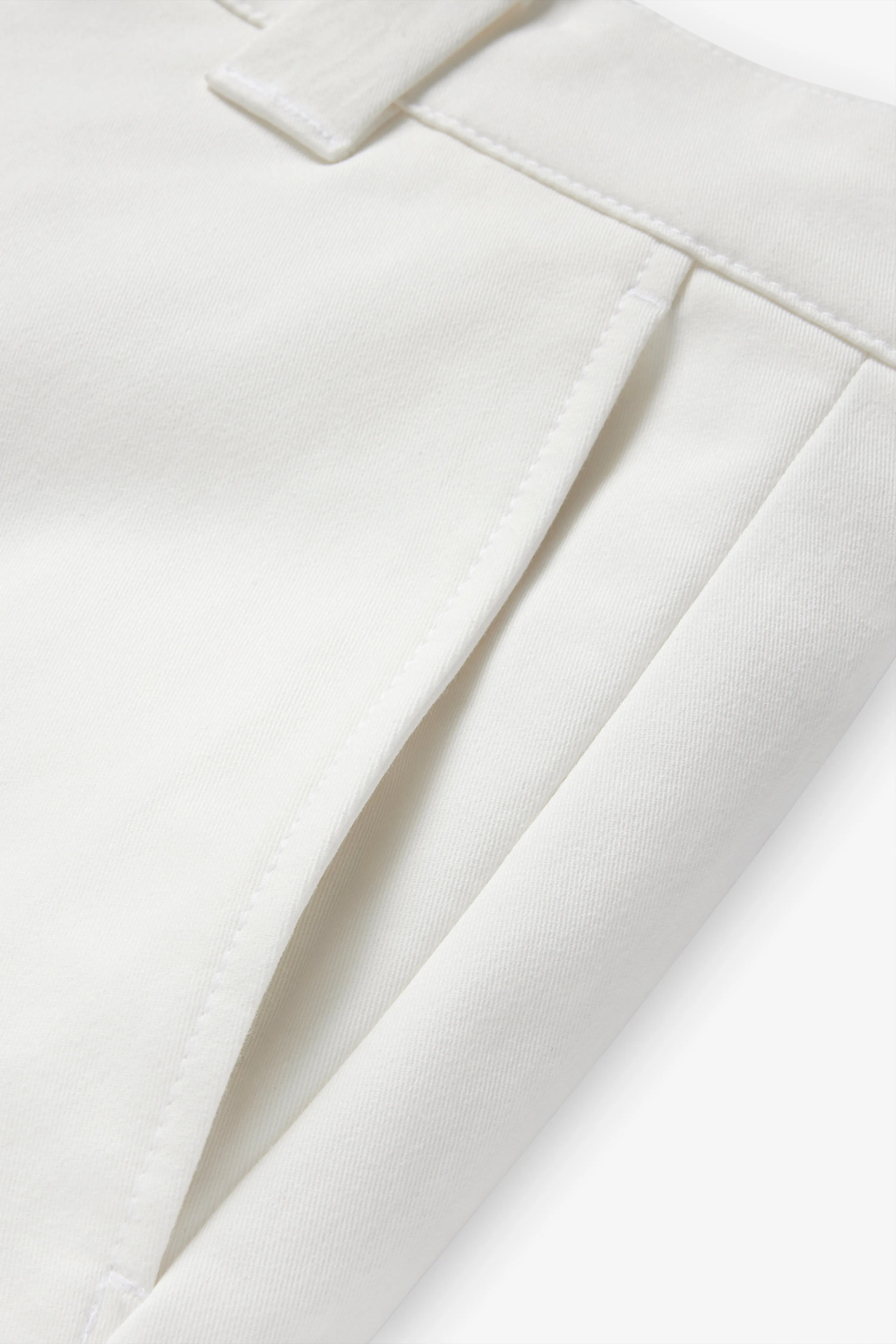 Relaxed Chino - Ivory
