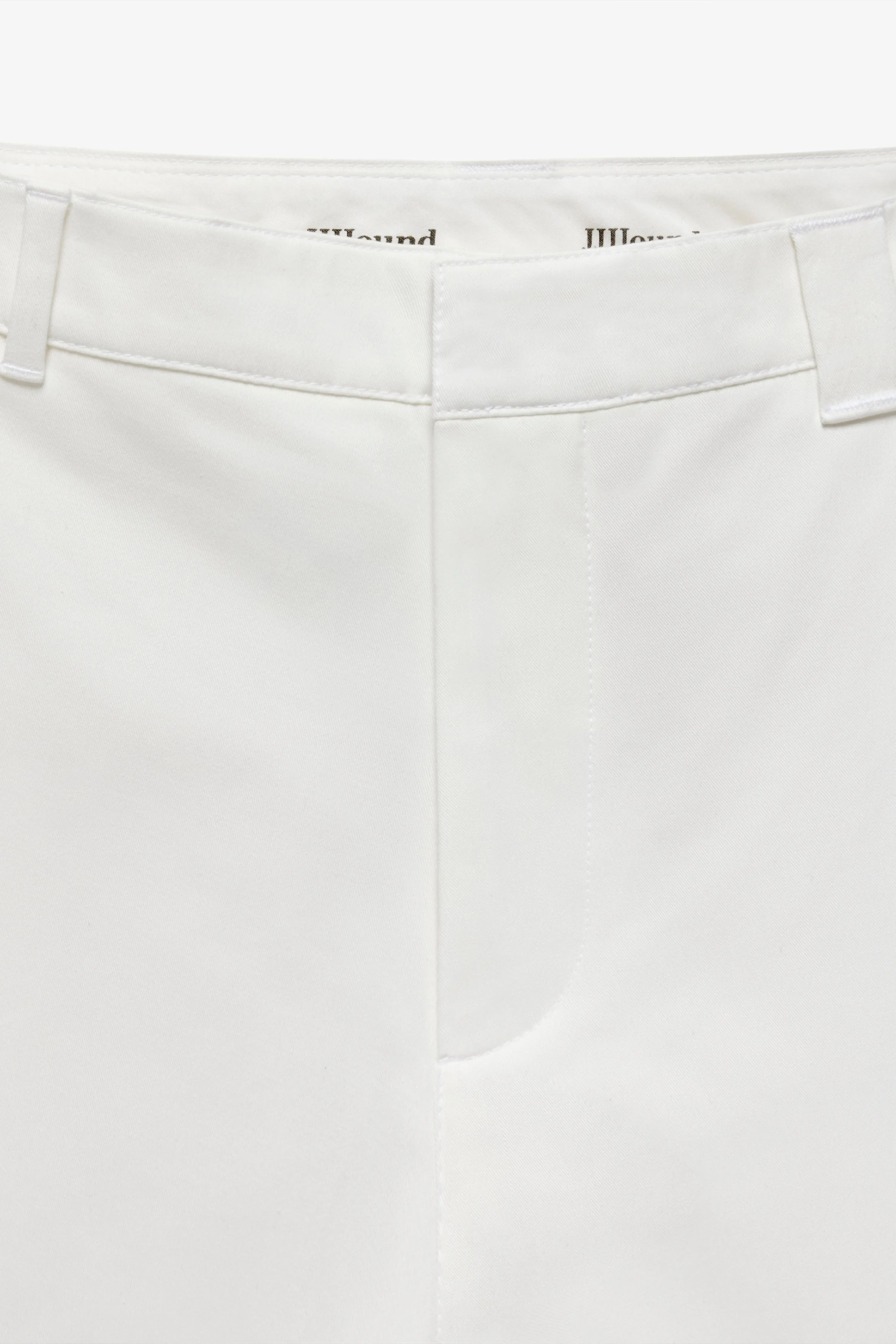 Relaxed Chino - Ivory