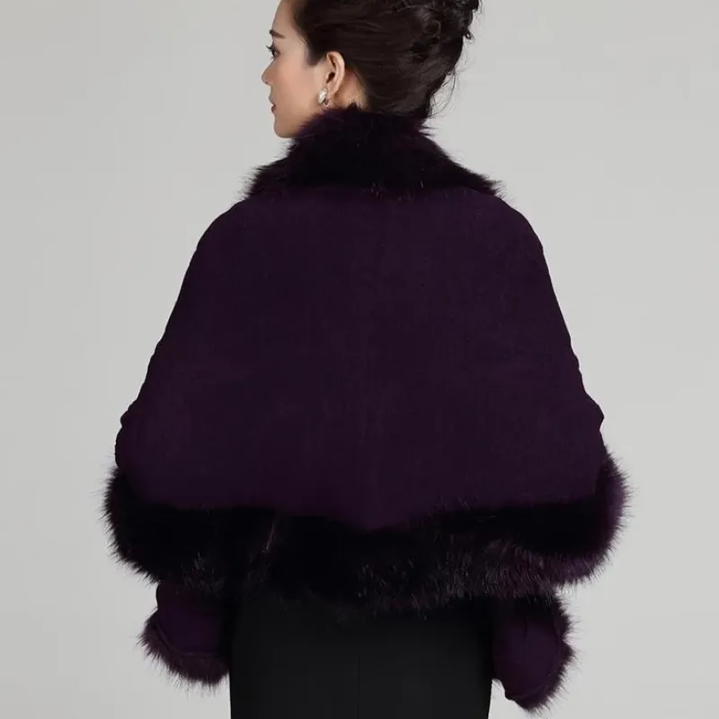 Women's Winter Casual O-Neck Poncho With Faux Fox Fur
