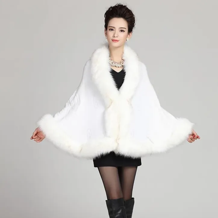 Women's Winter Casual O-Neck Poncho With Faux Fox Fur