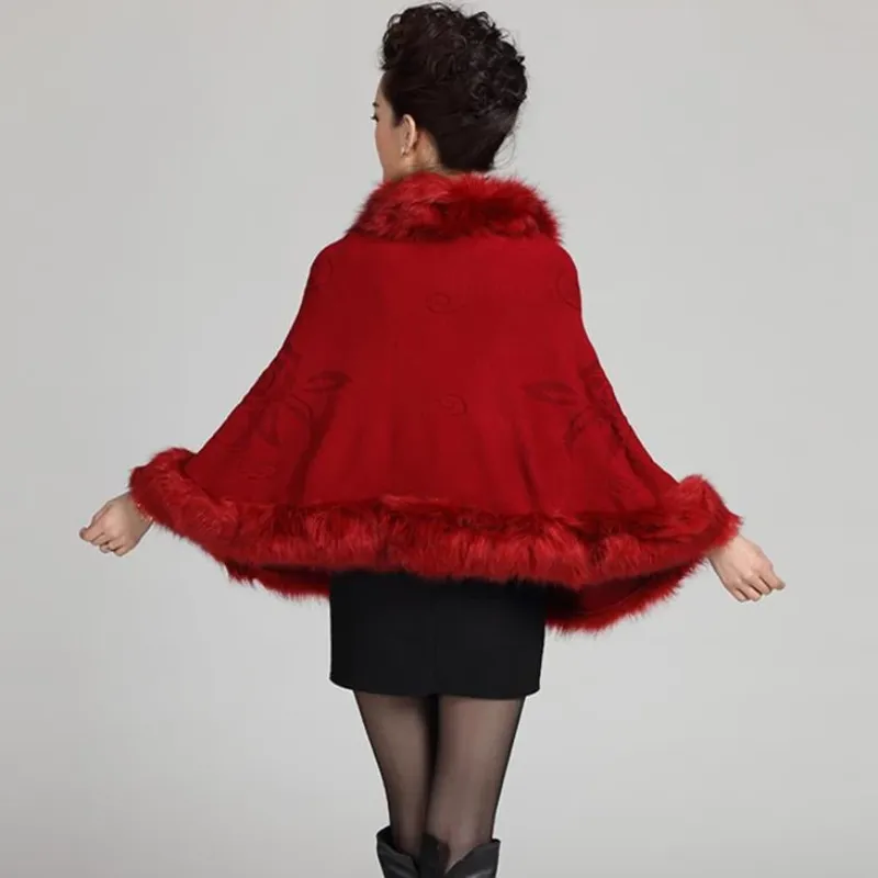 Women's Winter Casual O-Neck Poncho With Faux Fox Fur