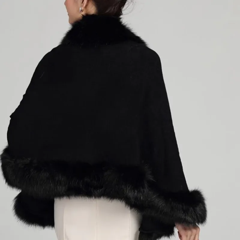 Women's Winter Casual O-Neck Poncho With Faux Fox Fur