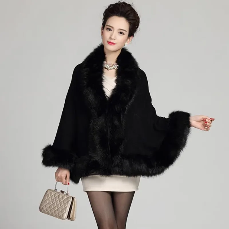 Women's Winter Casual O-Neck Poncho With Faux Fox Fur