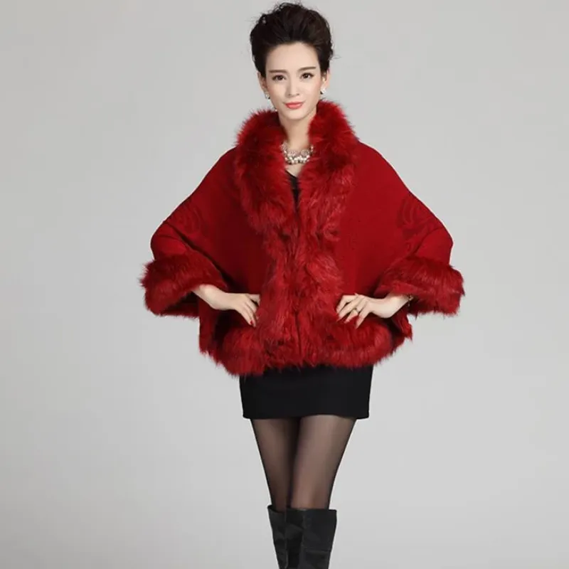 Women's Winter Casual O-Neck Poncho With Faux Fox Fur